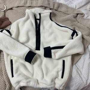 Amazon Women's White and Black Fleece Jacket